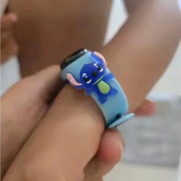 Disney Blue Lilo and Stitch Kids Digital Watch - Picture 5 of 10